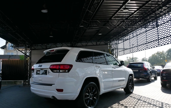 Jeep Grand Cherokee cena 112900 przebieg: 92000, rok produkcji 2018 z Drawno małe 436